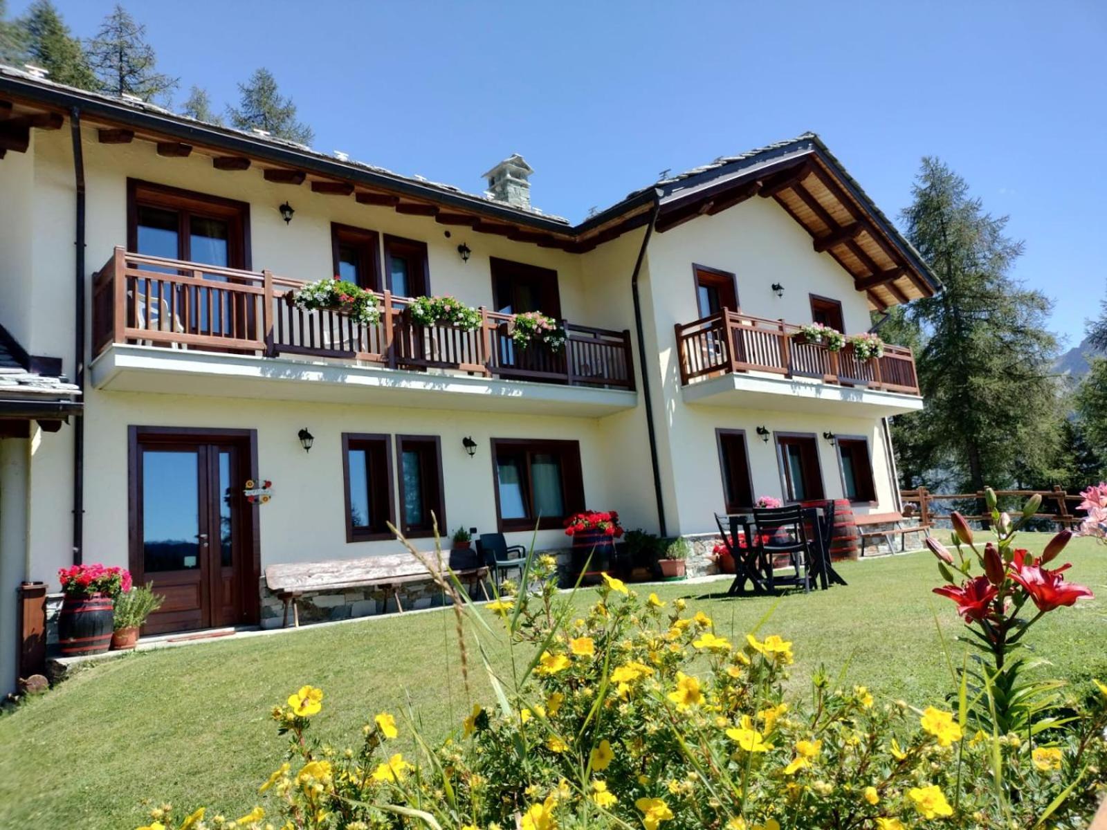 Le Coin Des Melezes - Nature & Trek - Camere In Baita Di Montagna Брюссон Экстерьер фото