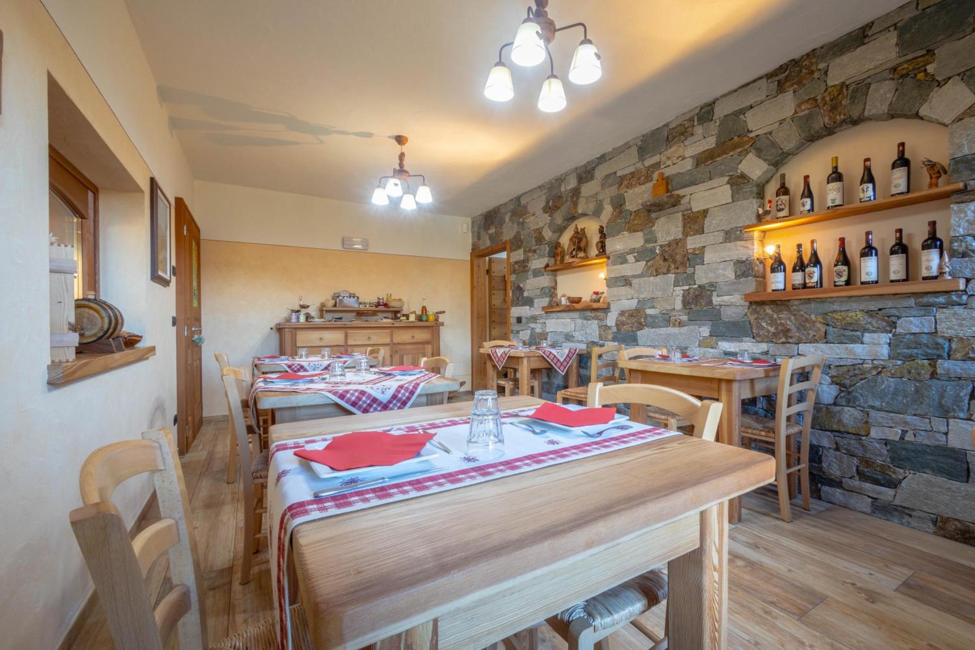 Le Coin Des Melezes - Nature & Trek - Camere In Baita Di Montagna Брюссон Экстерьер фото
